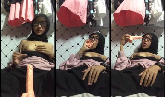 Bokep Hijab Tobrut Ukhti Sabria Jilatin Diildo