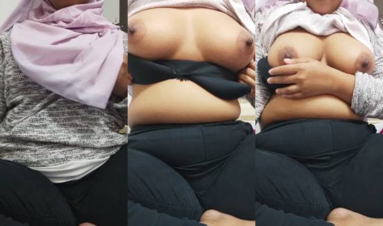 Bokep indonesia ibu guru spill payudaranya