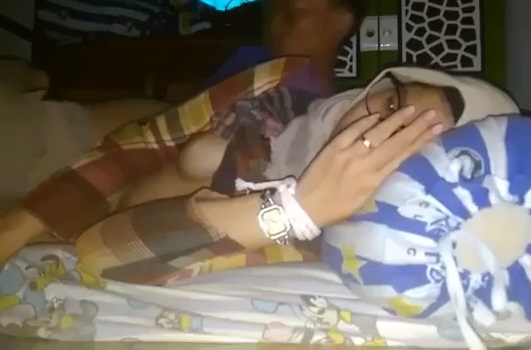 Ngentot Cewek Jilbab Bandel Masih Malu-Malu