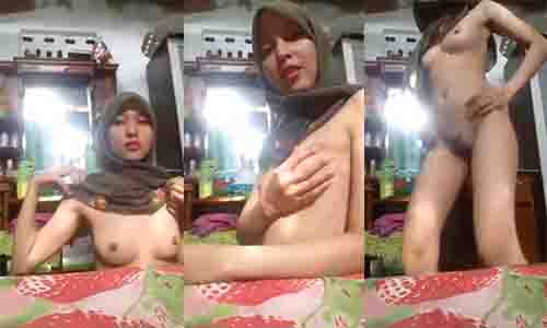 Bokep Abg Smp Jilbab Tocil Bugil Asik Hot