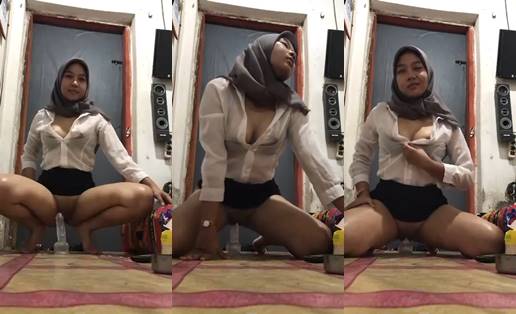 Bokep Jilbab Merem Melek Wot Dildo Gede